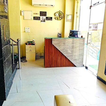 Hotel Hari Inn Jaipur Bagian luar foto