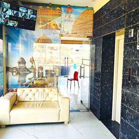 Hotel Hari Inn Jaipur Bagian luar foto