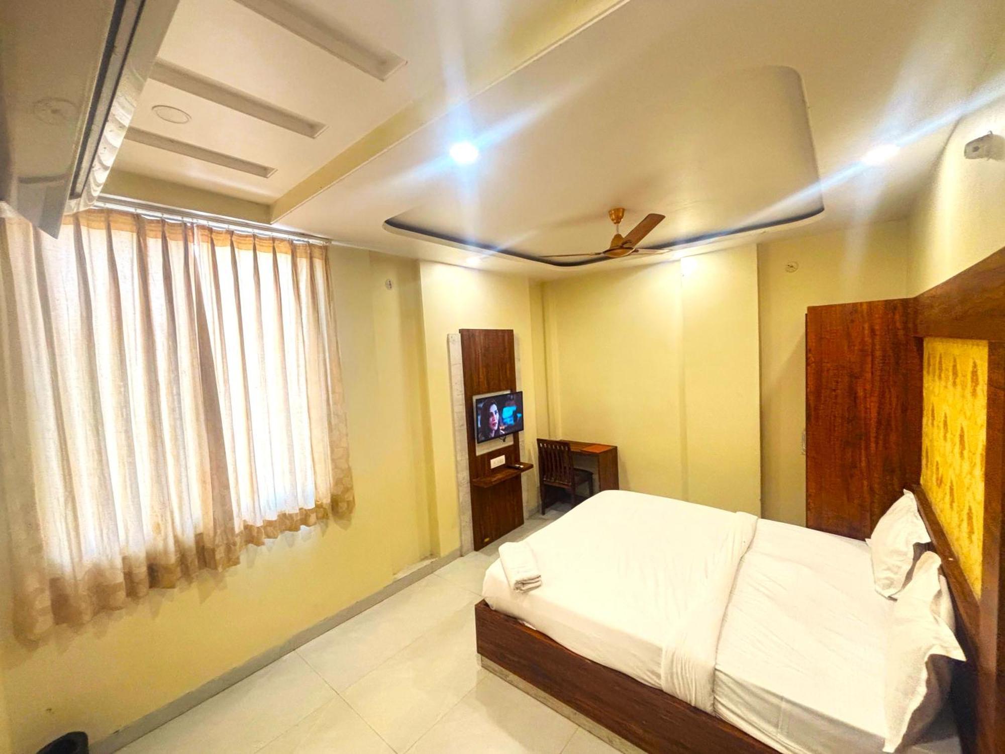 Hotel Hari Inn Jaipur Bagian luar foto
