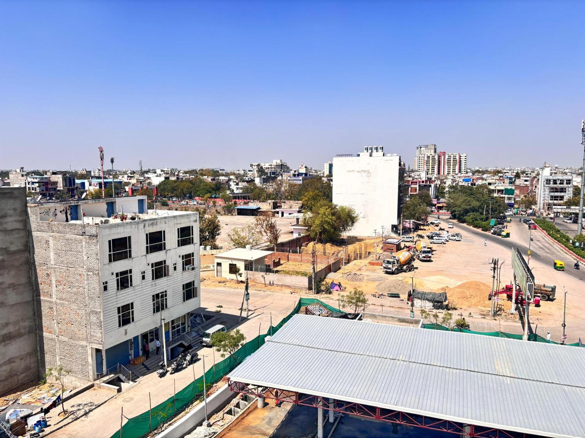 Hotel Hari Inn Jaipur Bagian luar foto